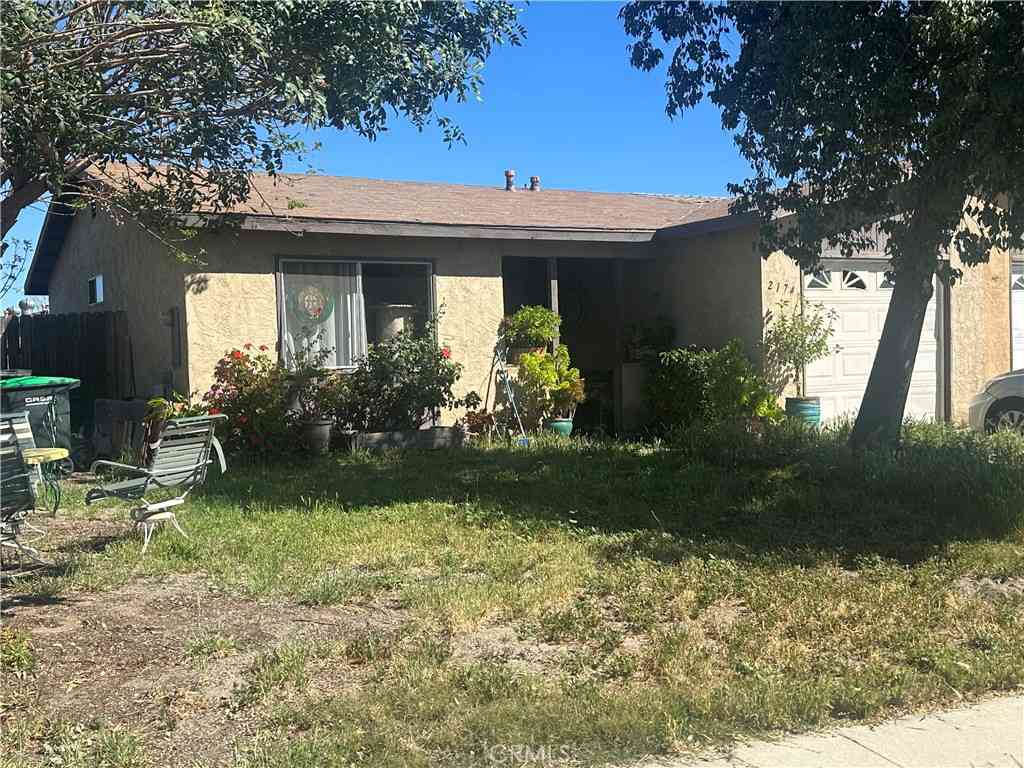 Multifamily For Sale - 2174 Avenida Olivos<br/> Hemet, CA 92545