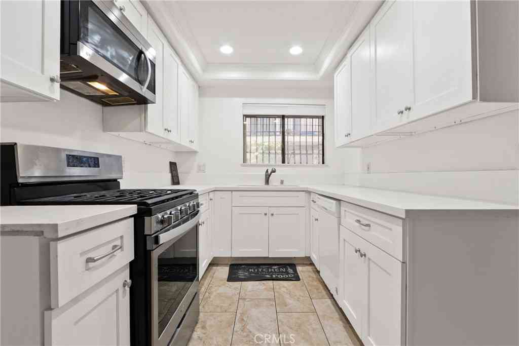 Townhouse For Sale - 1239 W Rosecrans #26<br/> Gardena, CA 90247