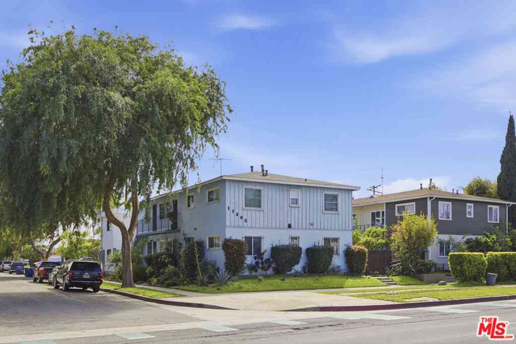 Homes For Sale - 11262 Venice Boulevard<br/> Culver City, CA 90230