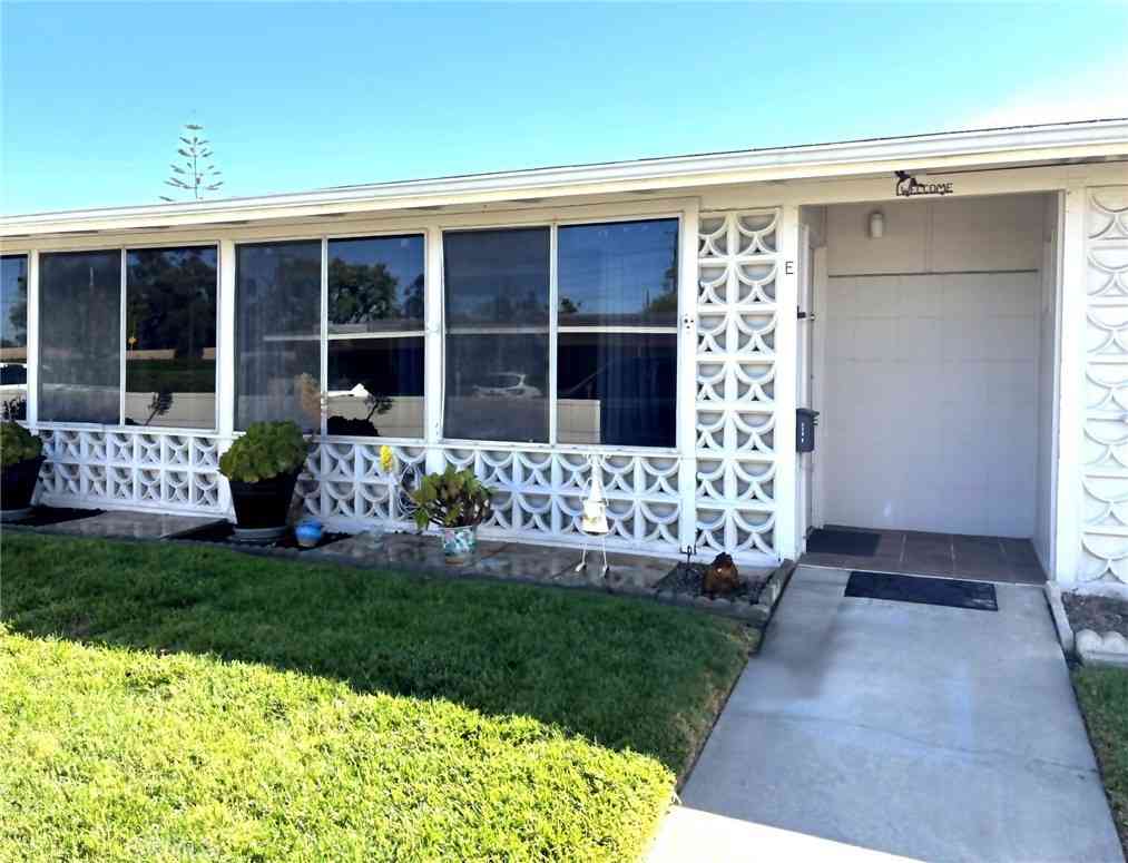 Homes For Sale - 1075 Brookline Road #M9-220E<br/> Seal Beach, CA 90740