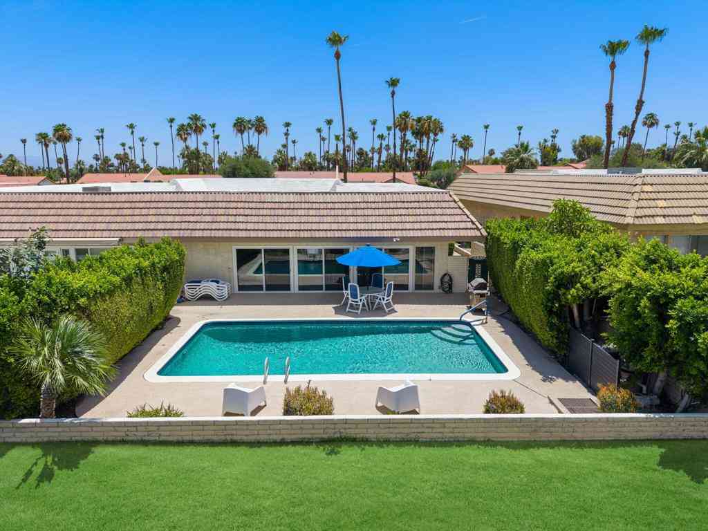 Condo For Rent - 38941 Kilimanjaro Drive<br/> Palm Desert, CA 92211