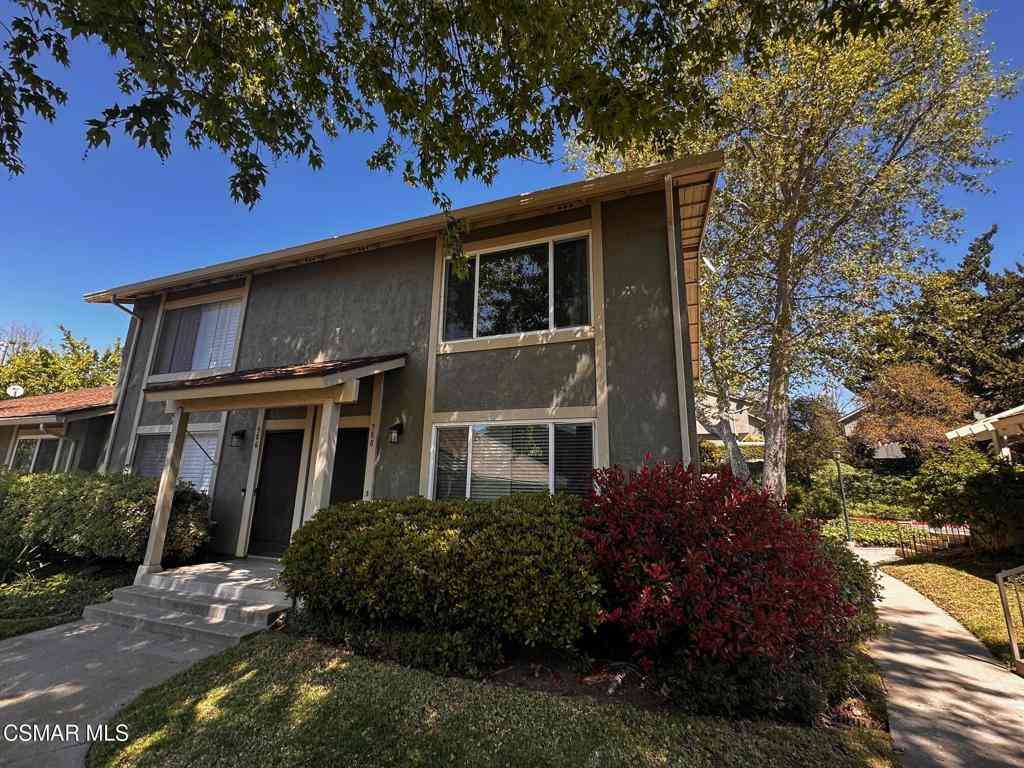 Townhouse For Rent - 588 Rio Grande Circle<br/> Thousand Oaks, CA 91360
