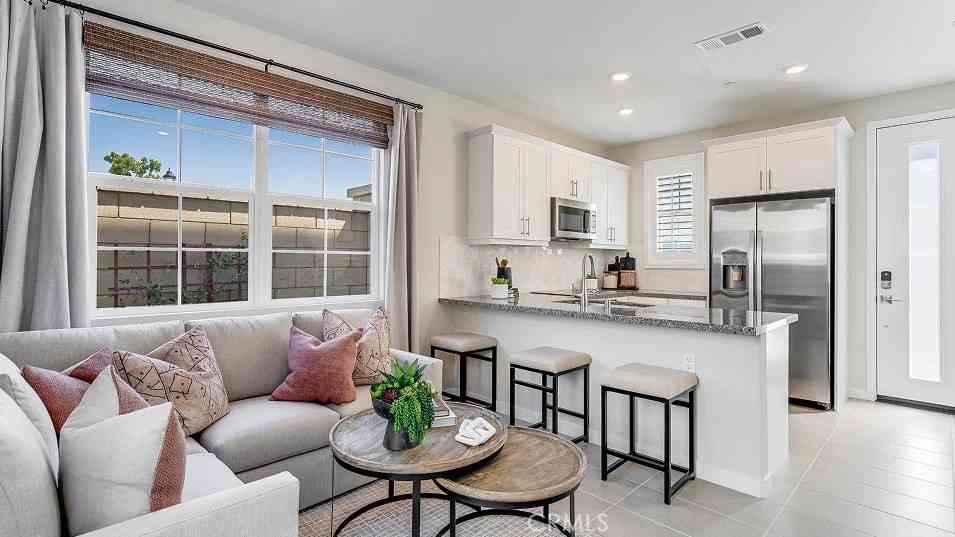 Condo For Sale - 2586 E Lincoln Paseo<br/> Ontario, CA 91762