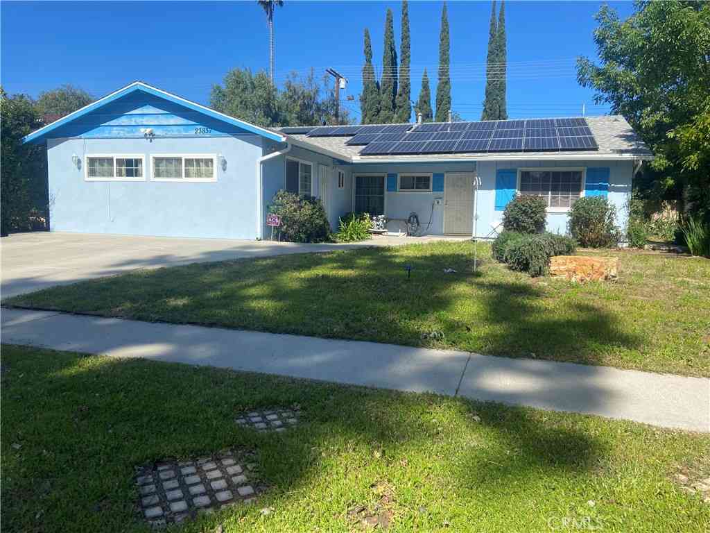 Homes For Sale - 23837 Welby<br/> West Hills, CA 91307