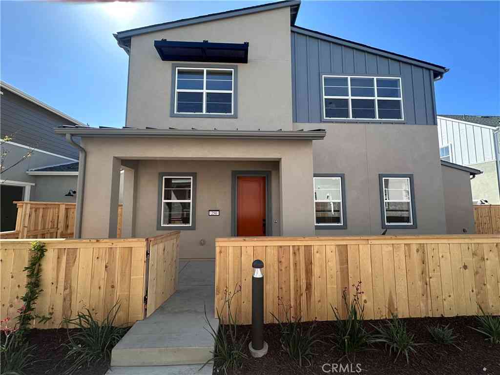 Homes For Sale - 250 Memphis Belle Way<br/> San Luis Obispo, CA 93401