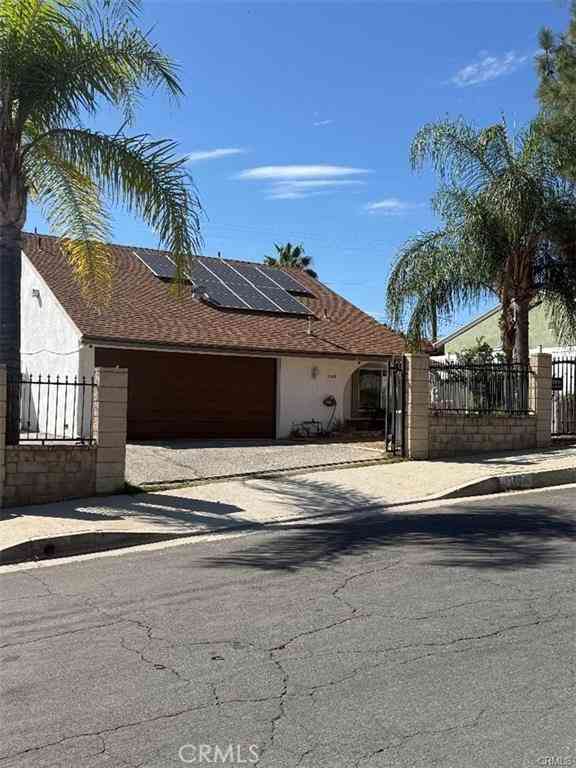 Homes For Sale - 13765 Algranti<br/> Sylmar, CA 91342