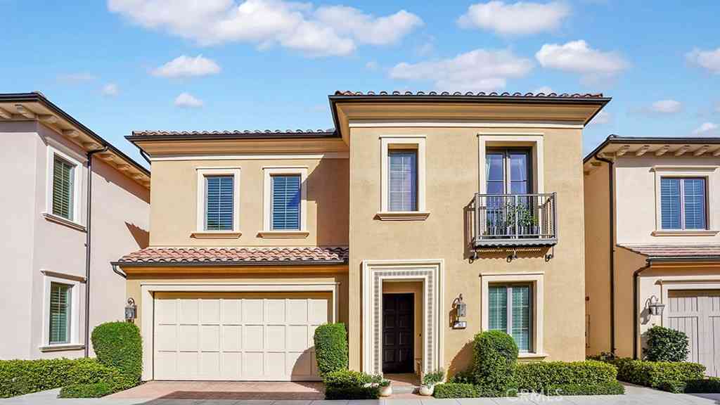 Homes For Sale - 163 Linda Vista<br/> Irvine, CA 92618