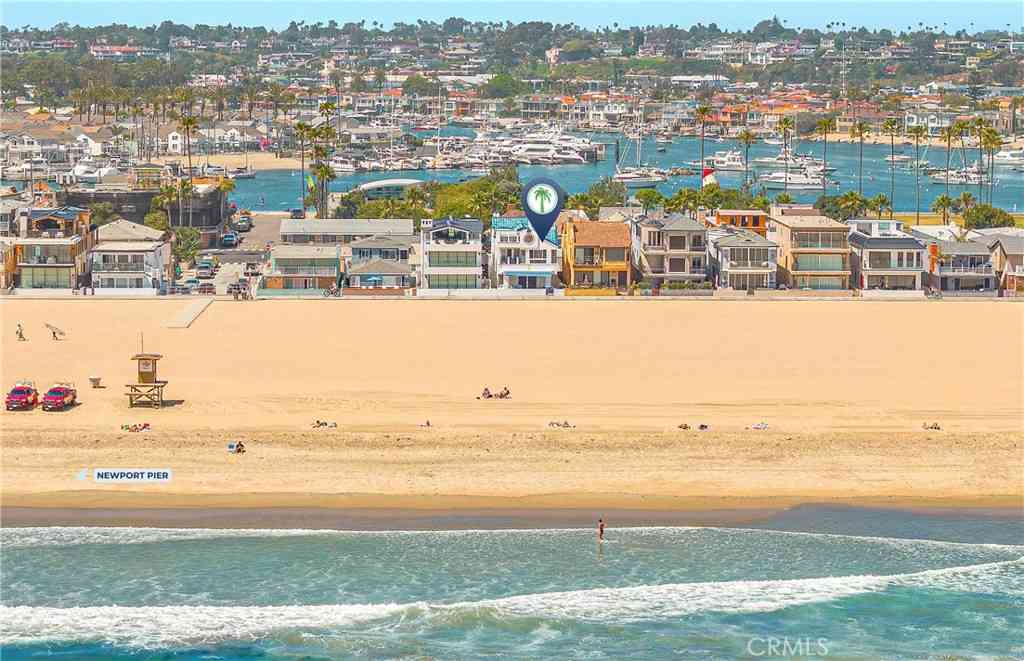 Condo For Rent - 1720 W Oceanfront #B<br/> Newport Beach, CA 92663
