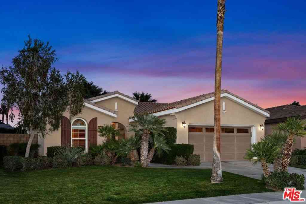 Homes For Sale - 81910 Golden Star Way<br/> La Quinta, CA 92253