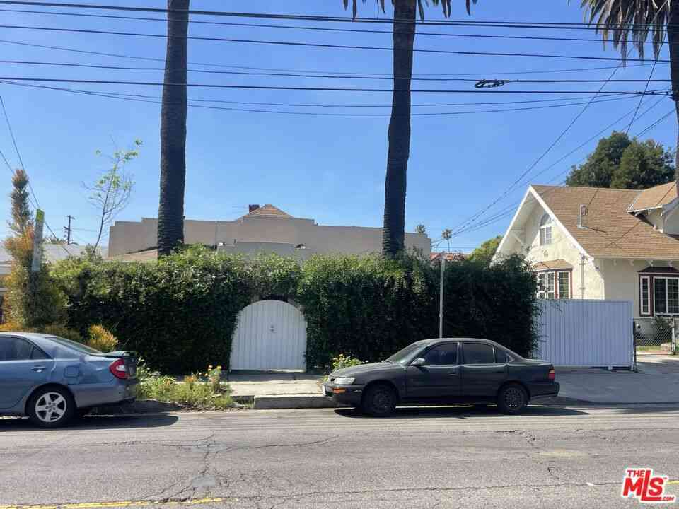Homes For Sale - 1185 N Normandie Avenue<br/> Los Angeles, CA 90029
