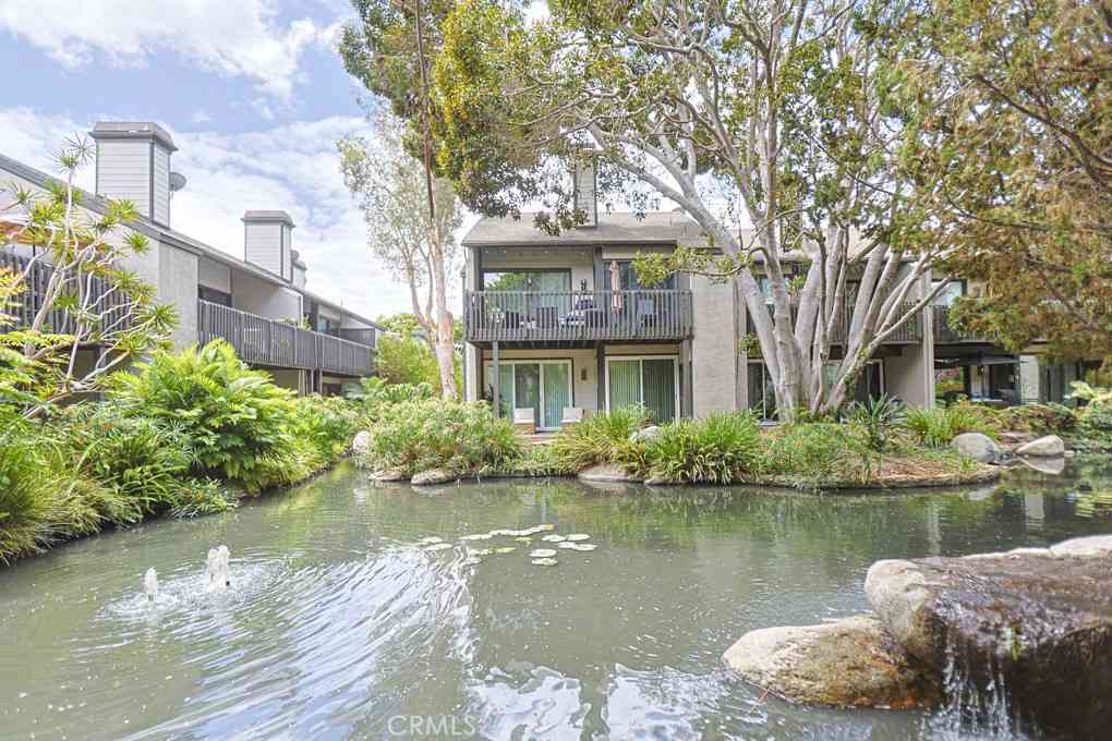 Condo For Sale - 2522 W Macarthur #A<br/> Santa Ana, CA 92704