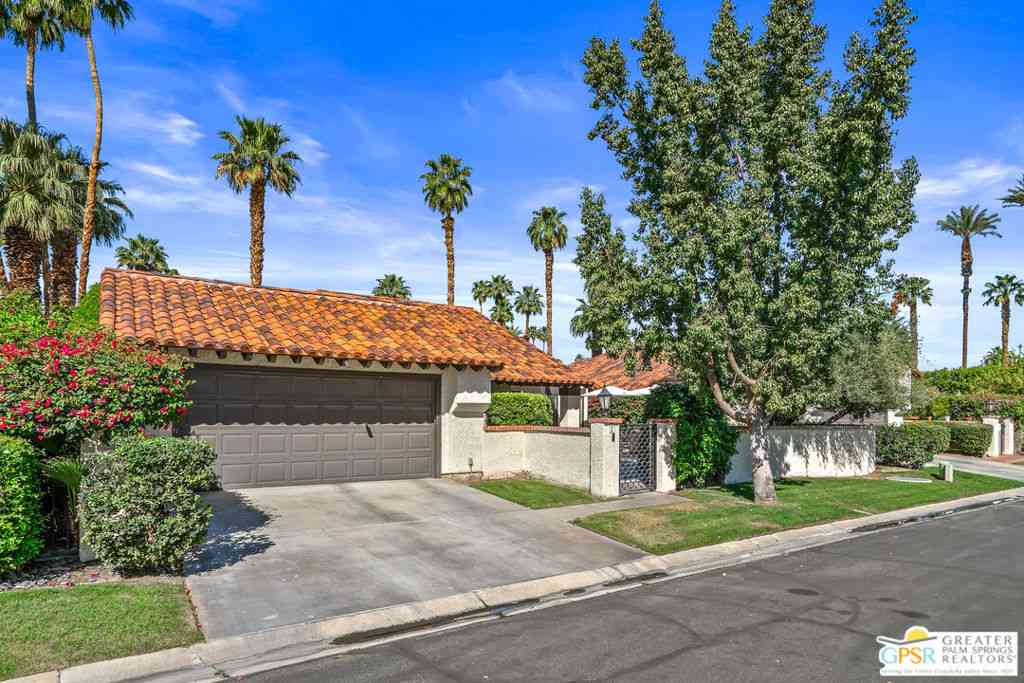 Homes For Sale - 2 Calle Navarros<br/> Rancho Mirage, CA 92270