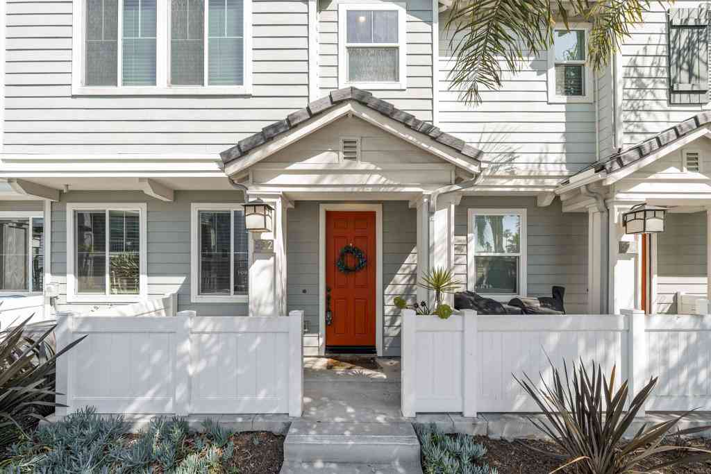 Condo For Sale - 522 Heron Lane<br/> Imperial Beach, CA 91932
