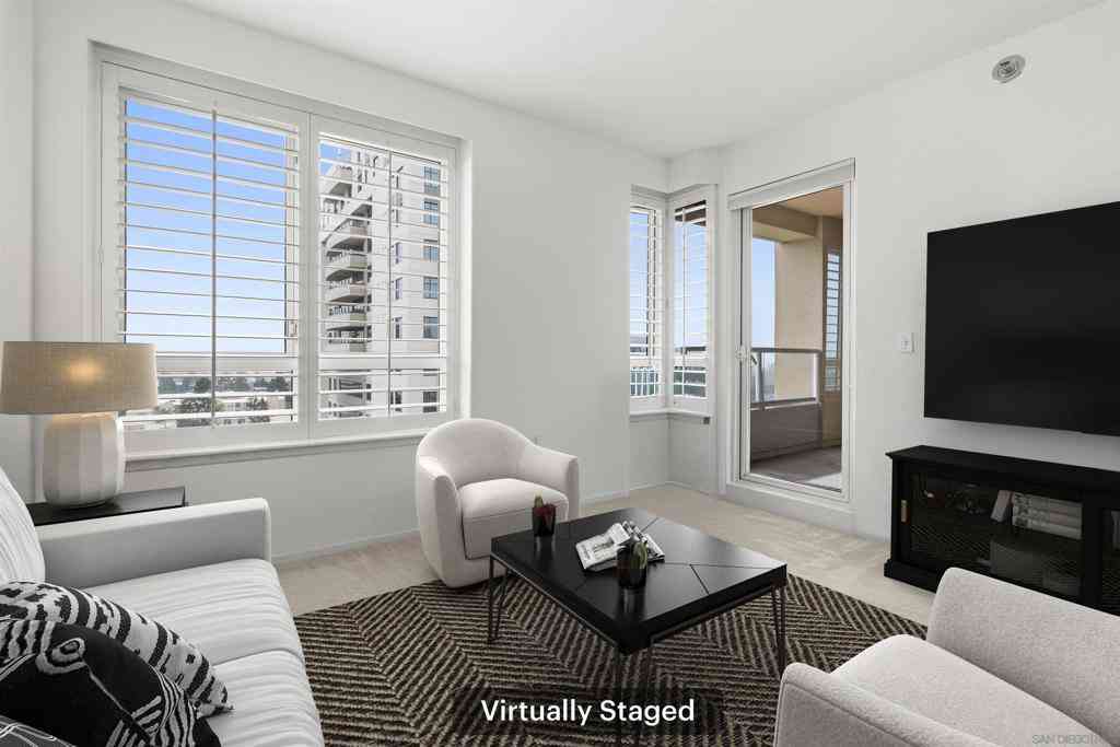 Condo For Sale - 3890 Nobel Dr #1104<br/> San Diego, CA 92122