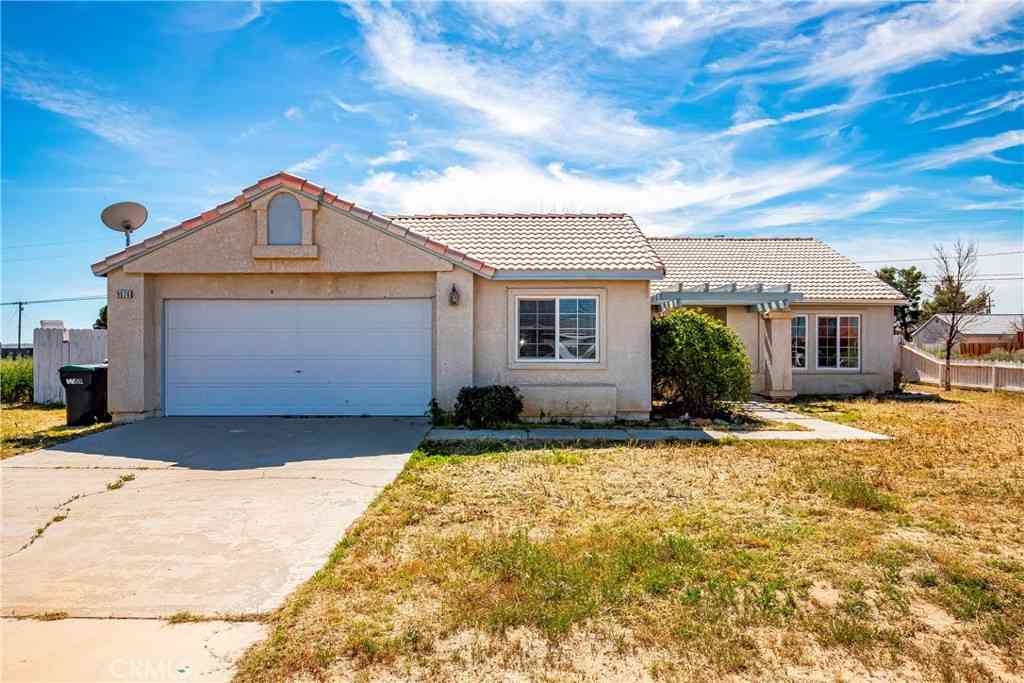 Homes For Sale - 9020 Redwood<br/> California City, CA 93505