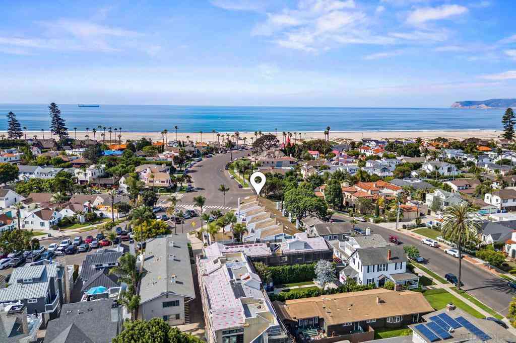 Condo For Sale - 1074 Isabella Avenue<br/> Coronado, CA 92118
