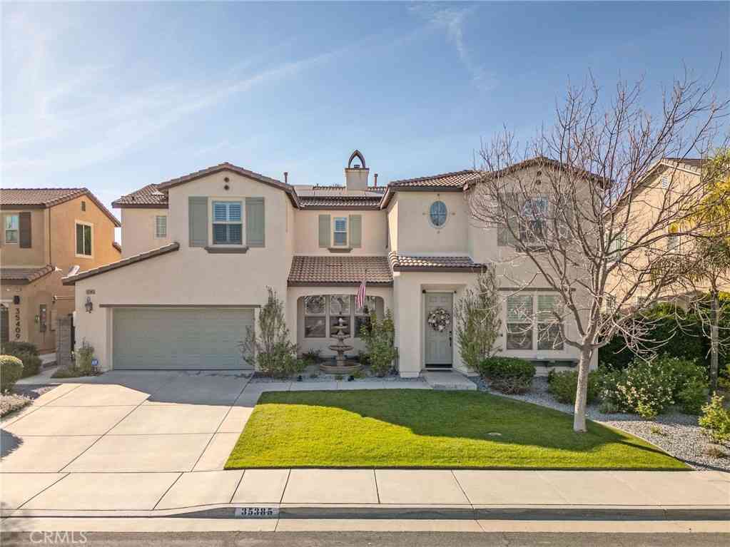 Homes For Sale - 35385 Summerholly Lane<br/> Murrieta, CA 92563