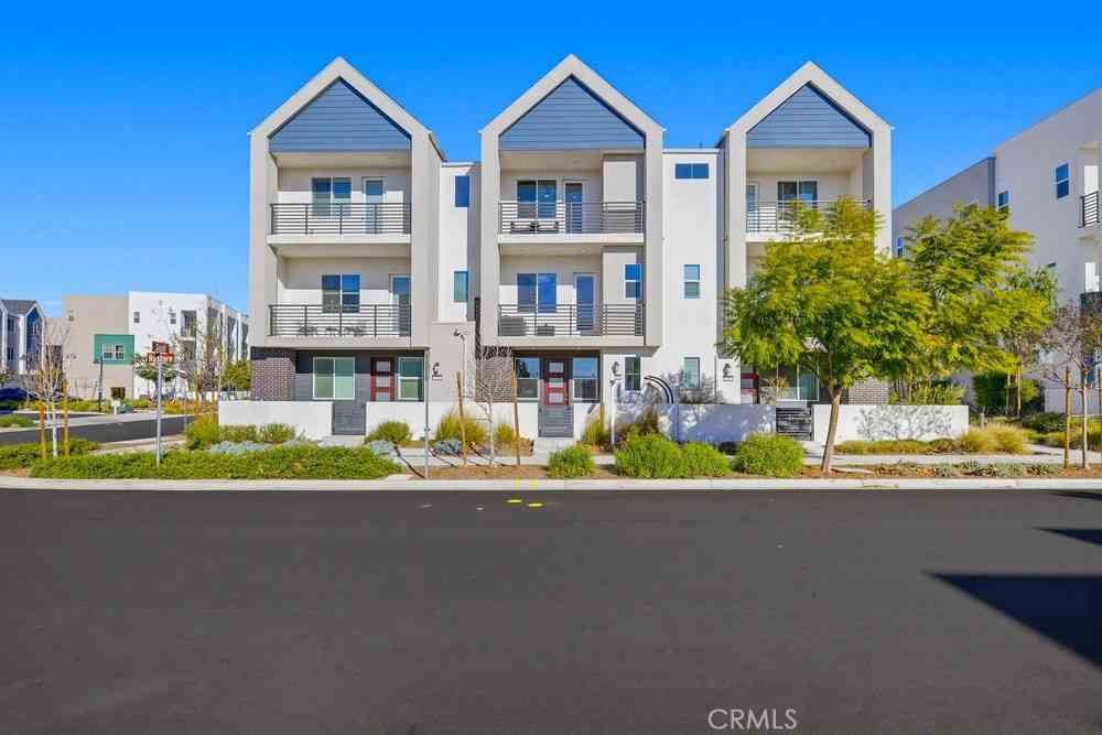 Condo For Sale - 104 Restore<br/> Irvine, CA 92618