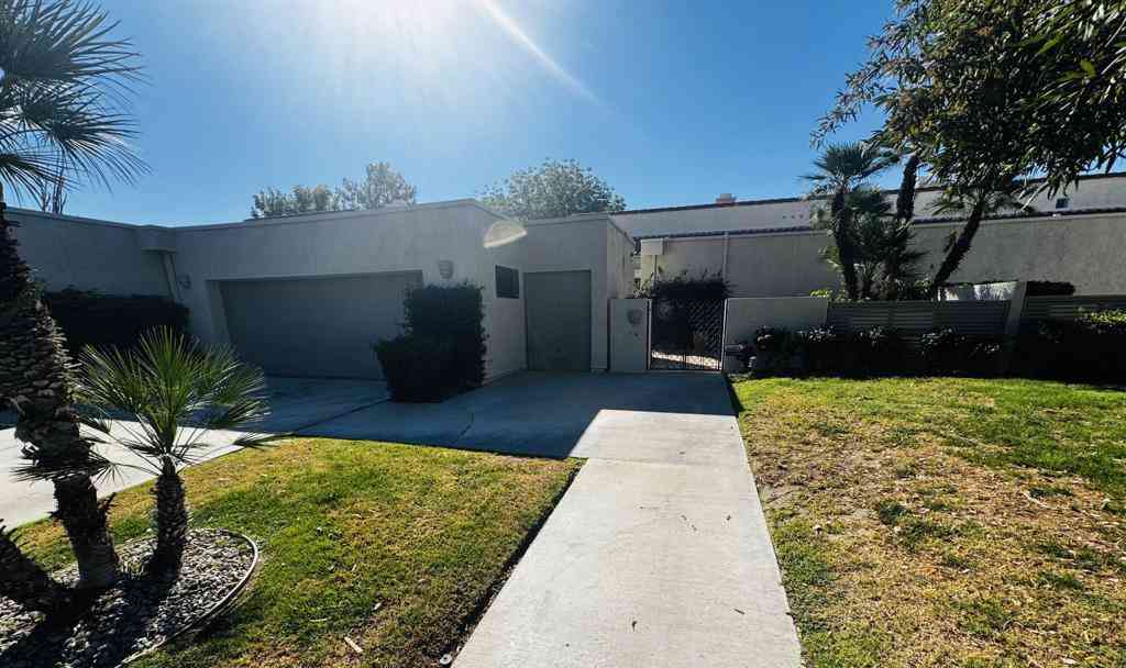 Condo For Rent - 714 Inverness Drive<br/> Rancho Mirage, CA 92270