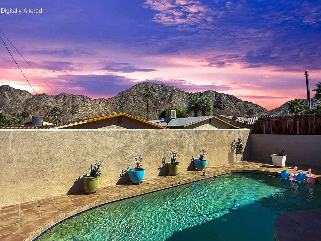 Homes For Sale - 54140 Avenida Herrera<br/> La Quinta, CA 92253