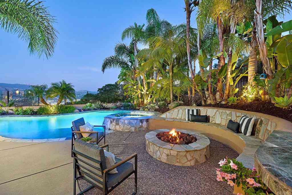 Homes For Sale - 3221 Corte Tamarindo<br/> Carlsbad, CA 92009