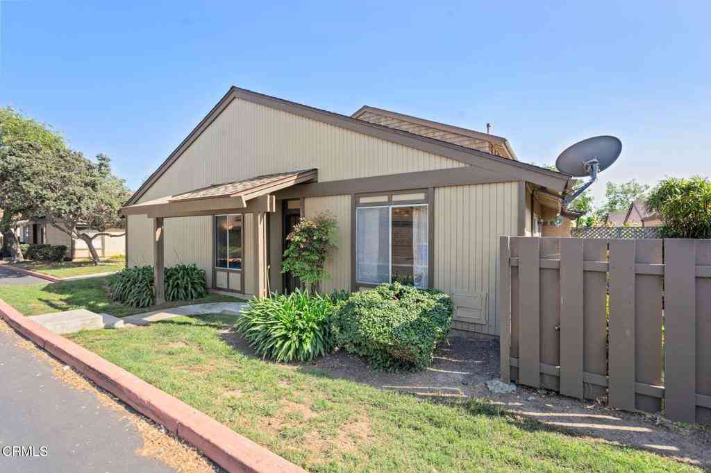 Condo For Sale - 1514 Tern Court<br/> Ventura County, Ventura, CA 93003
