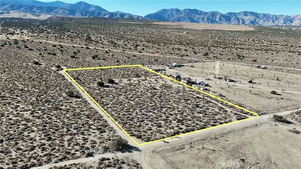 Vacant Land For Sale - Fort Tejon Rd Road<br/> Llano, CA 93544