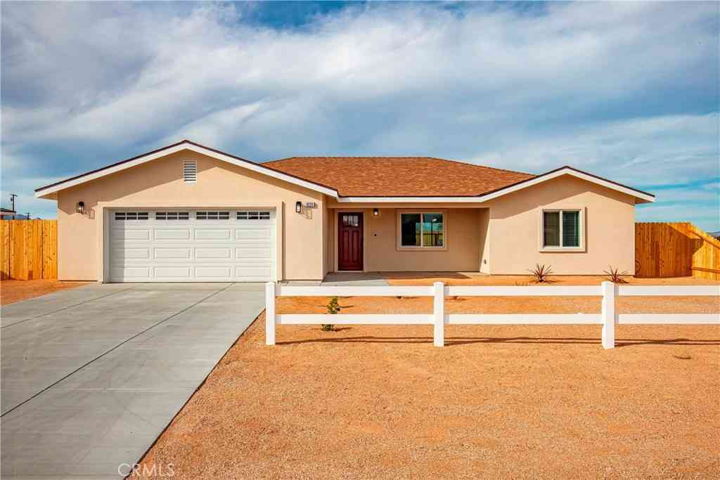 Homes For Sale - 8225 Peach Avenue<br/> California City, CA 93505