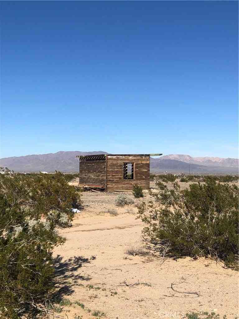Homes For Sale - 29 Palms Hwy/ South St<br/> 29 Palms, CA 92277