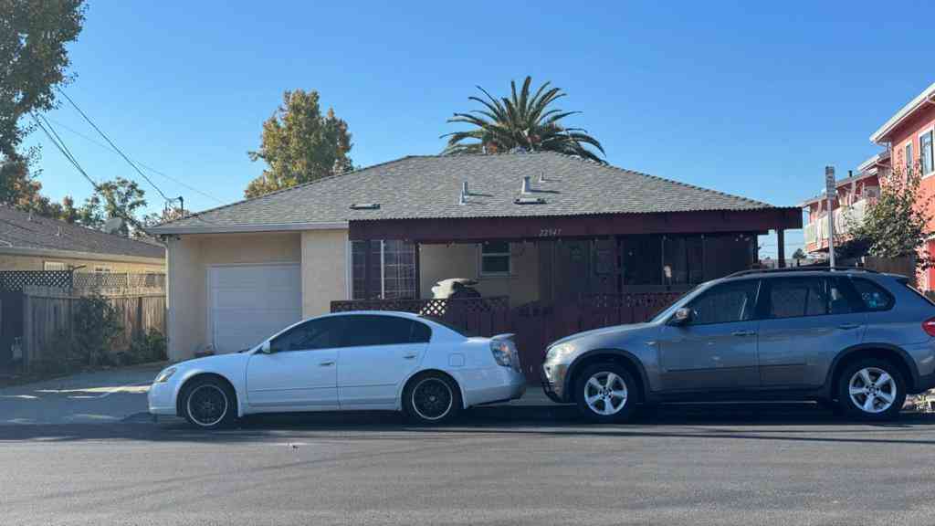 Multifamily For Sale - 22947 Sutro Street<br/> Hayward, CA 94541
