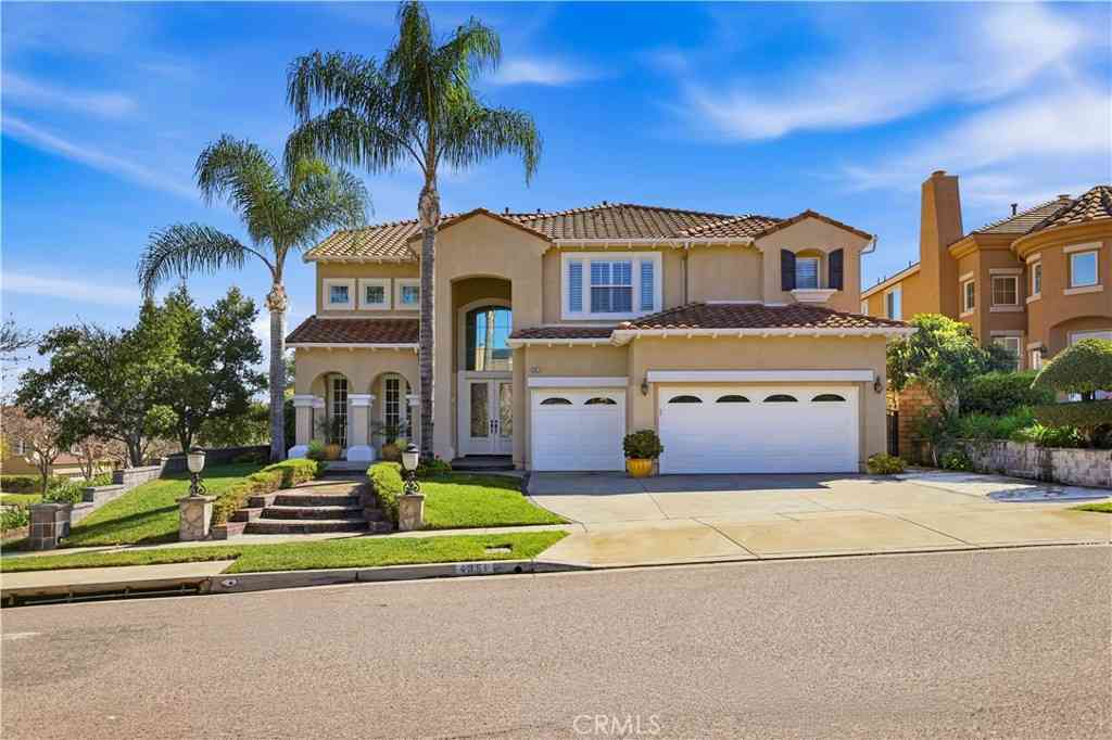 Homes For Sale - 4351 Edenwild<br/> Corona, CA 92883
