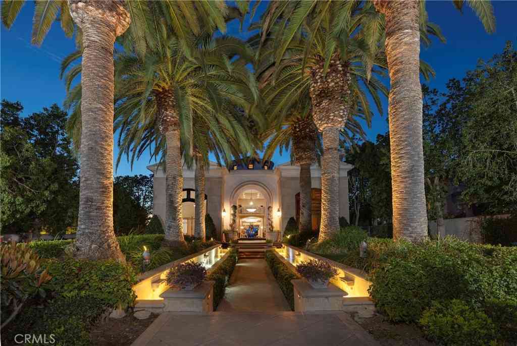 Homes For Rent - 5 Pelican Hill<br/> Newport Coast, CA 92657