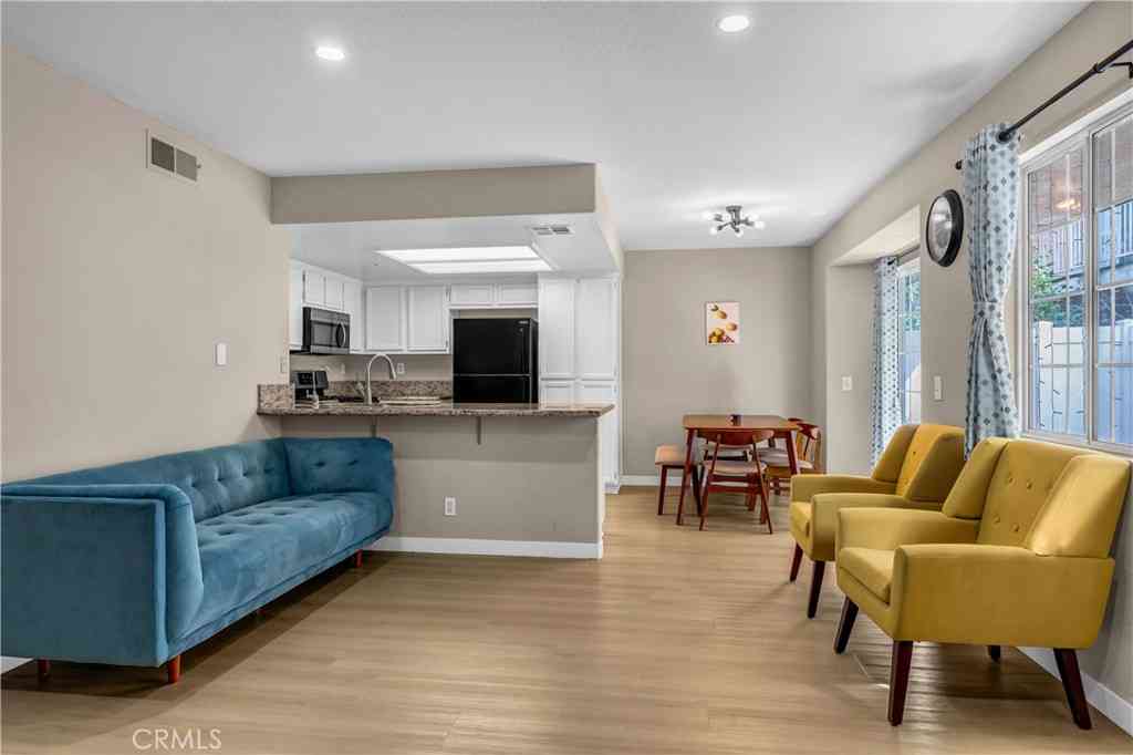 Condo For Sale - 1724 S Angel Court<br/> Anaheim, CA 92802