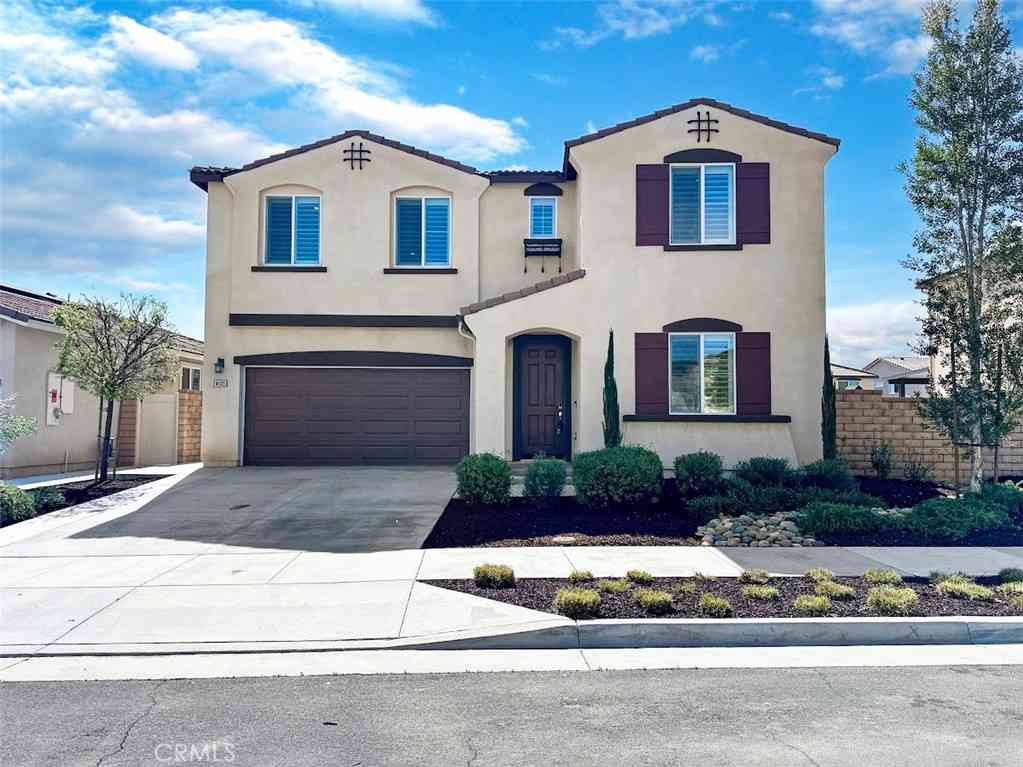 Homes For Sale - 24605 Hero<br/> Menifee, CA 92584