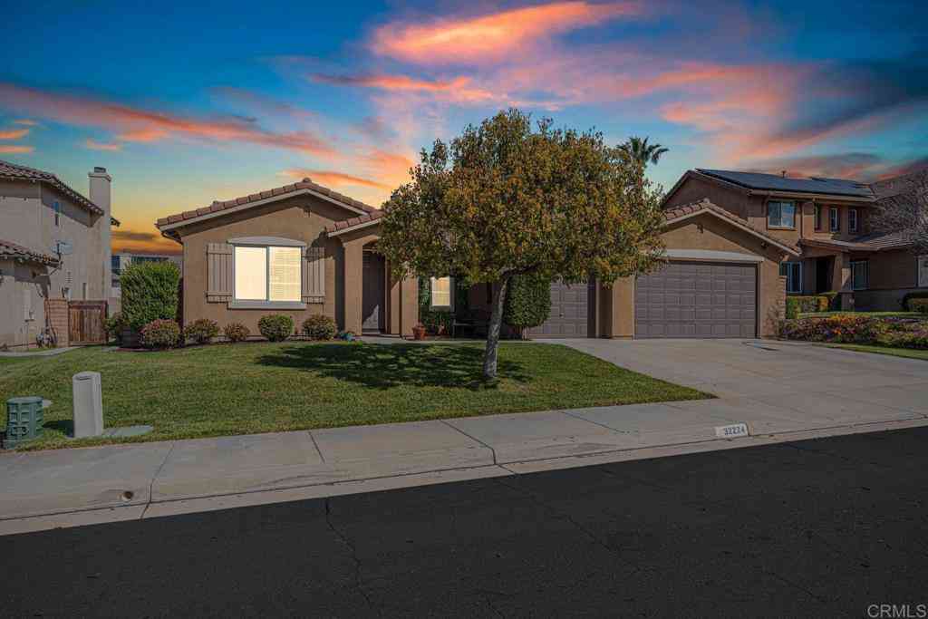 Homes For Sale - 32224 Geranium Street<br/> Winchester, CA 92596