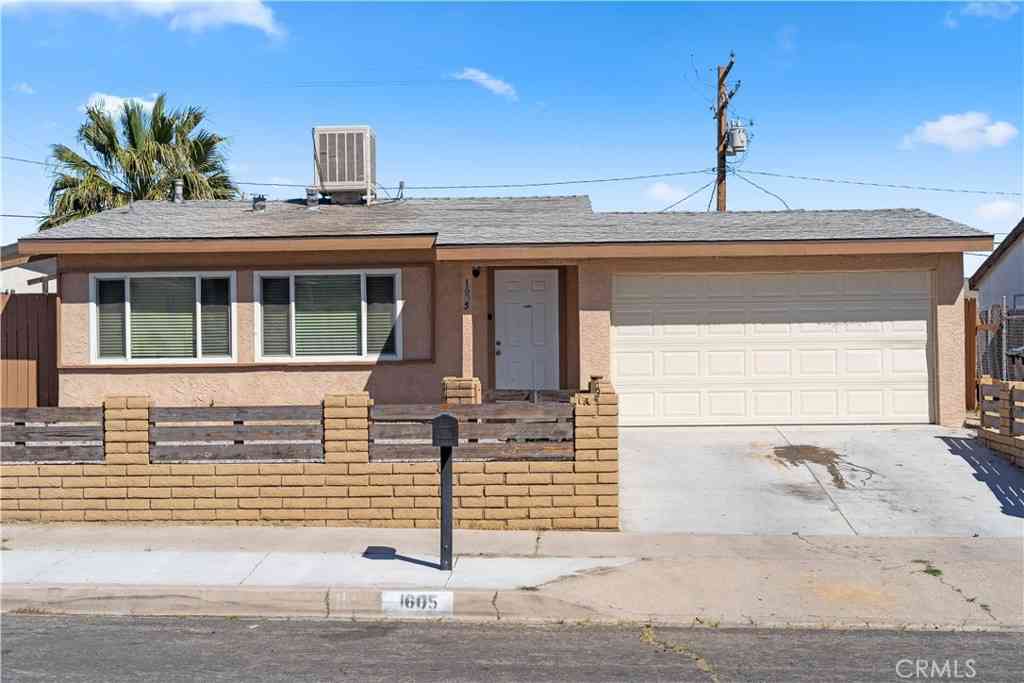 Homes For Sale - 1605 Sunrise<br/> Barstow, CA 92311