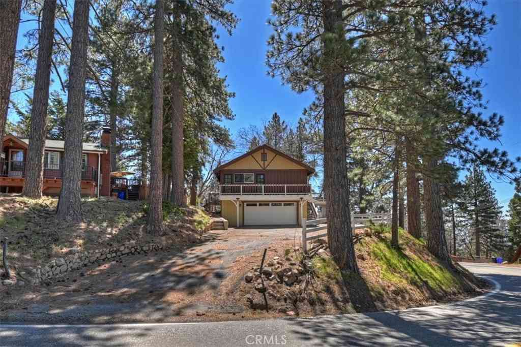 Homes For Sale - 30573 Live Oak<br/> Running Springs, CA 92382