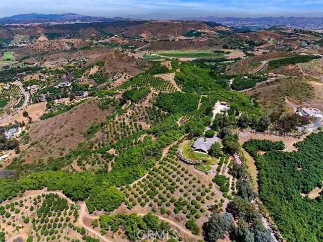 Homes For Sale - 44665 La Cruz Drive<br/> Temecula, CA 92590