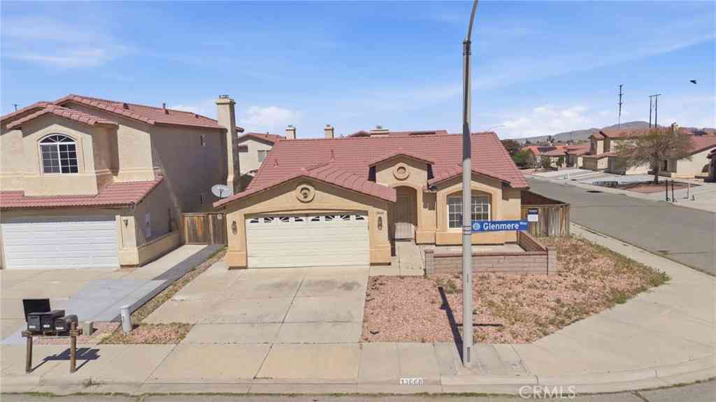 Homes For Sale - 13668 Glenmere Way<br/> Victorville, CA 92392