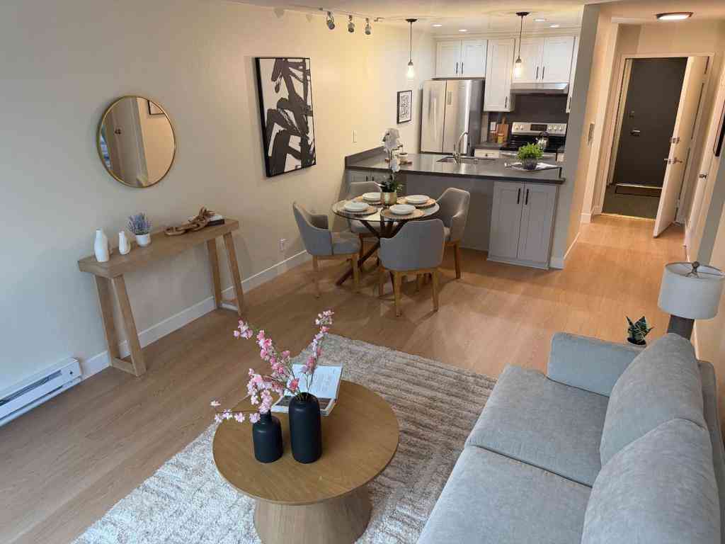 Condo For Sale - 222 Laurel Street #105<br/> San Carlos, CA 94070