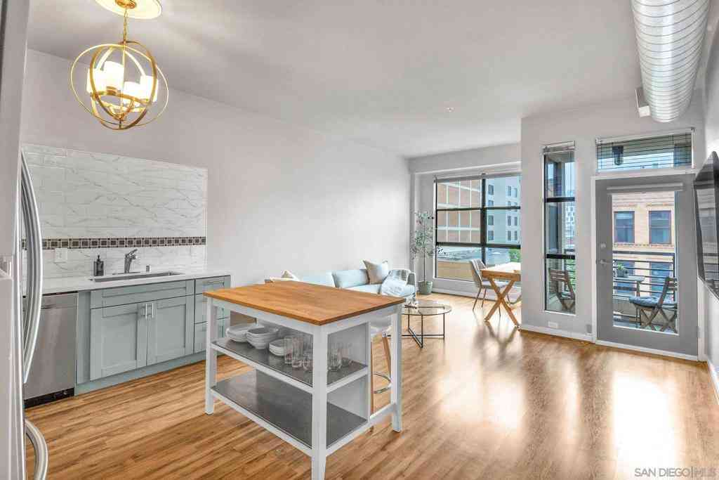 Condo For Sale - 777 6th Ave #317<br/> San Diego, CA 92101