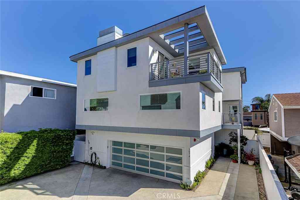 Townhouse For Sale - 1074 7th<br/> Hermosa Beach, CA 90254