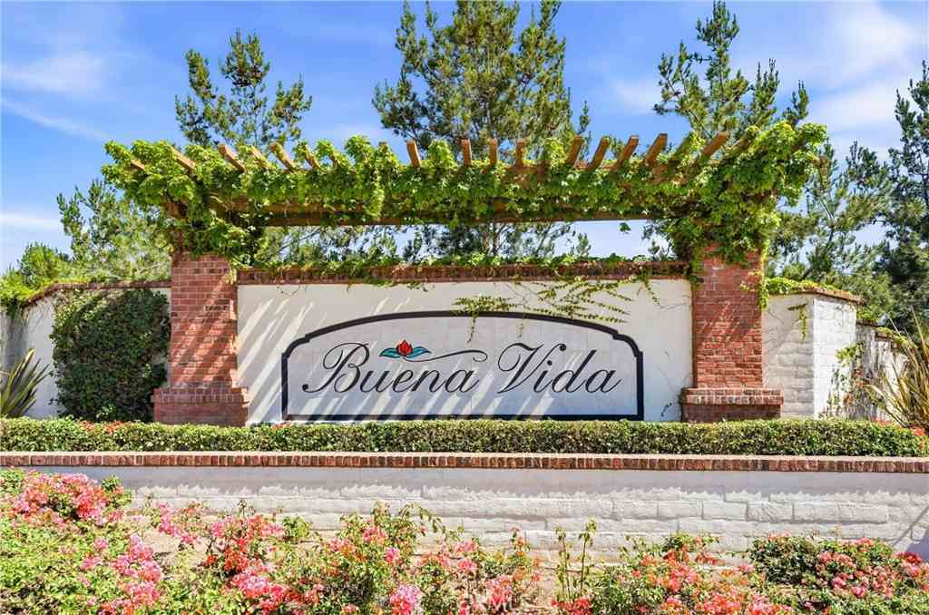 Condo For Sale - 220 Buena Vida Drive #308<br/> Brea, CA 92823