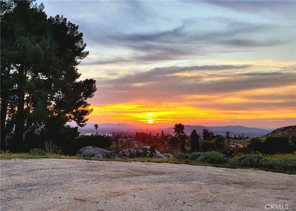 Vacant Land For Sale - 2935 Galaxie Heights Road<br/> Riverside, CA 92507