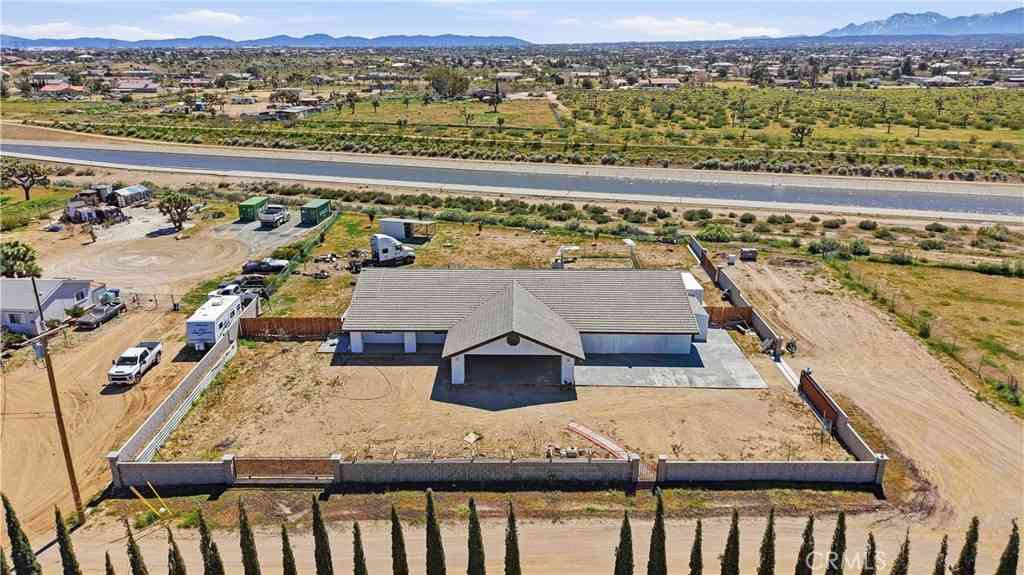 Homes For Sale - 10707 Mines Ranch Rd<br/> Victorville, CA 92392