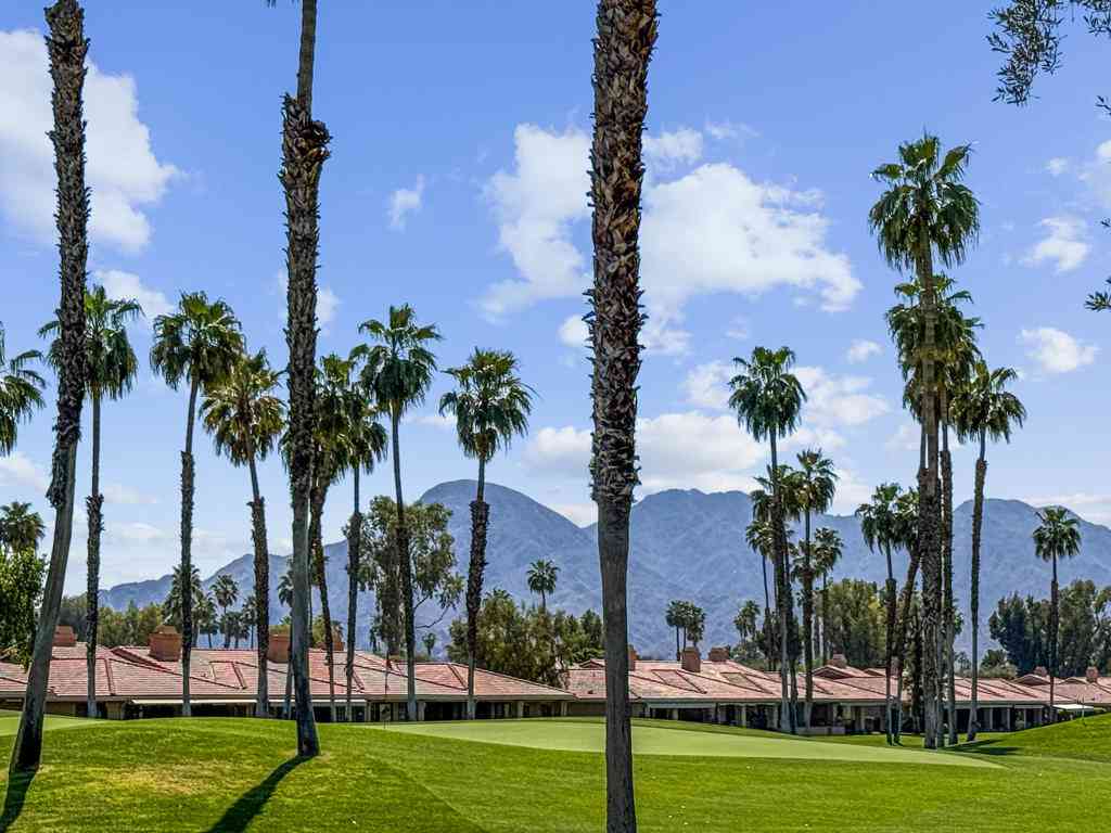Condo For Sale - 89 Camino Arroyo S<br/> Palm Desert, CA 92260