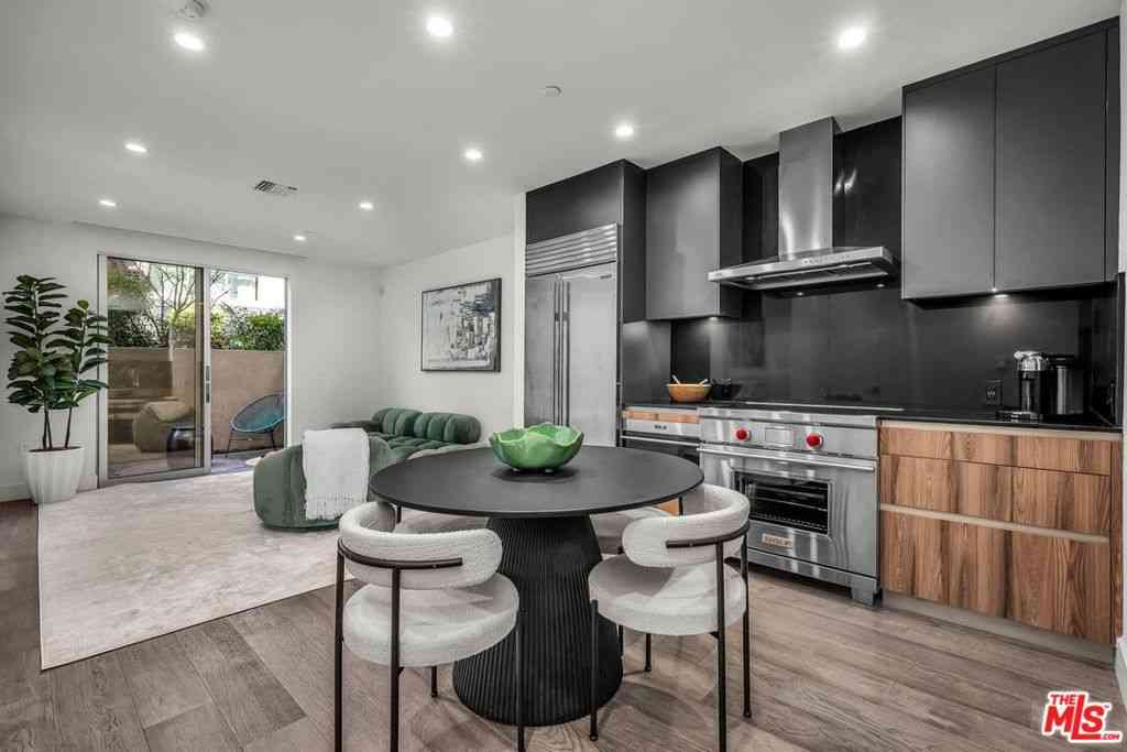 Condo For Sale - 728 N Sweetzer Avenue #112<br/> West Hollywood, CA 90069