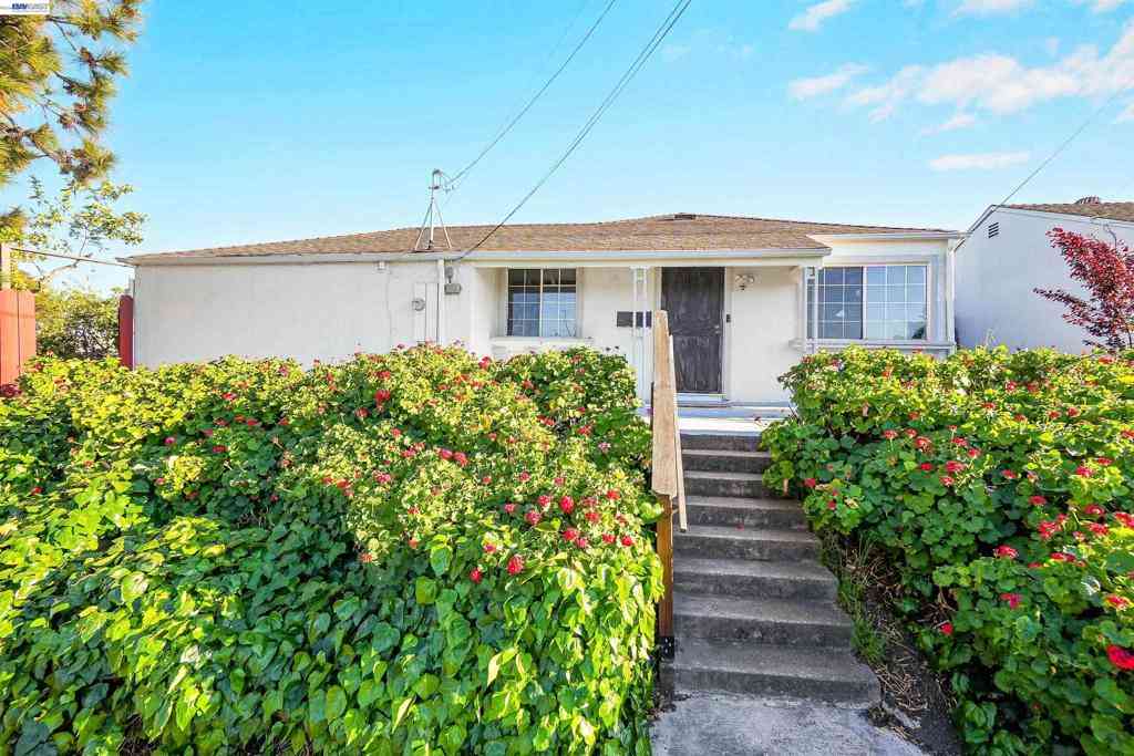 Homes For Sale - 387 Tennyson Rd<br/> Hayward, CA 94544