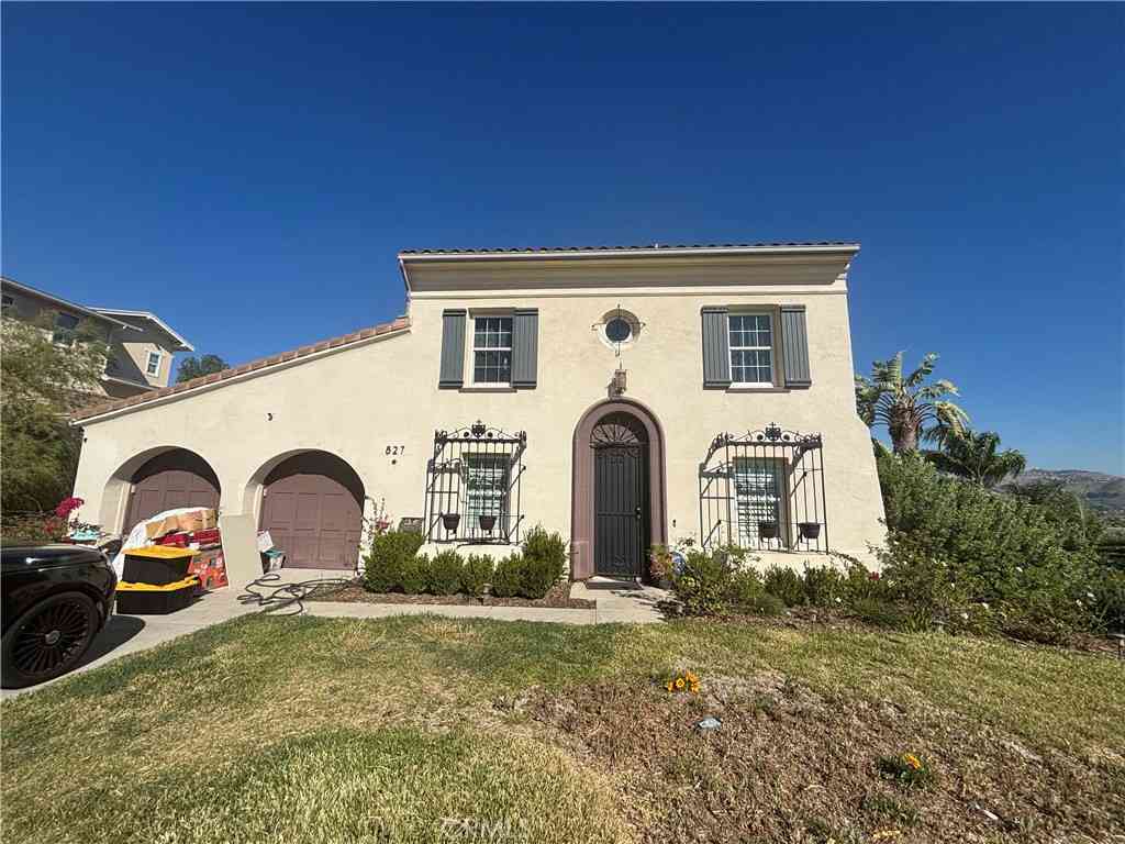 Homes For Sale - 827 Baghdady<br/> Corona, CA 92879