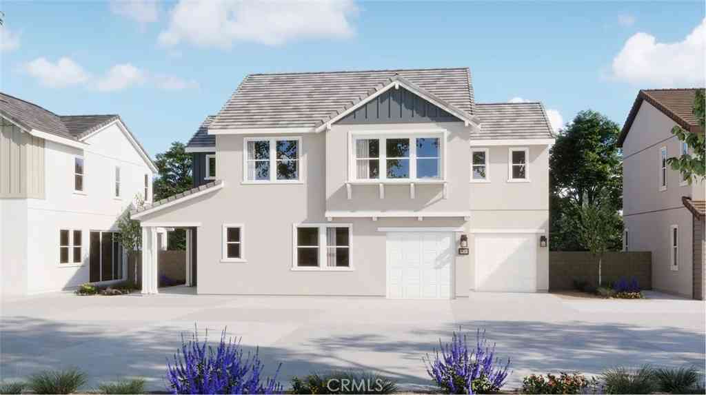 Condo For Sale - 2194 Aneto Way<br/> Santa Paula, CA 93060